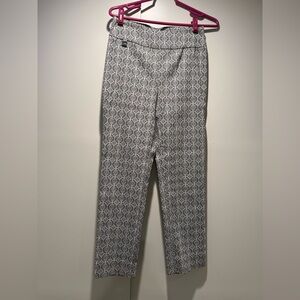 Joseph Ribkoff Gray & White Patterned Pants Ankle pants
